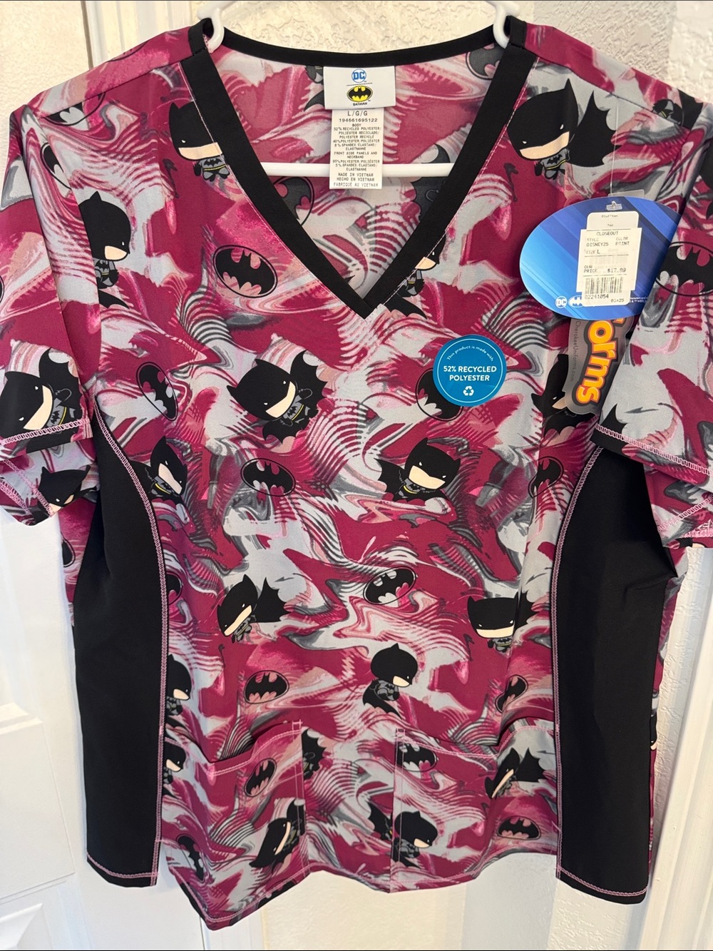 DC Batman Print Scrub Top with Black Panels L